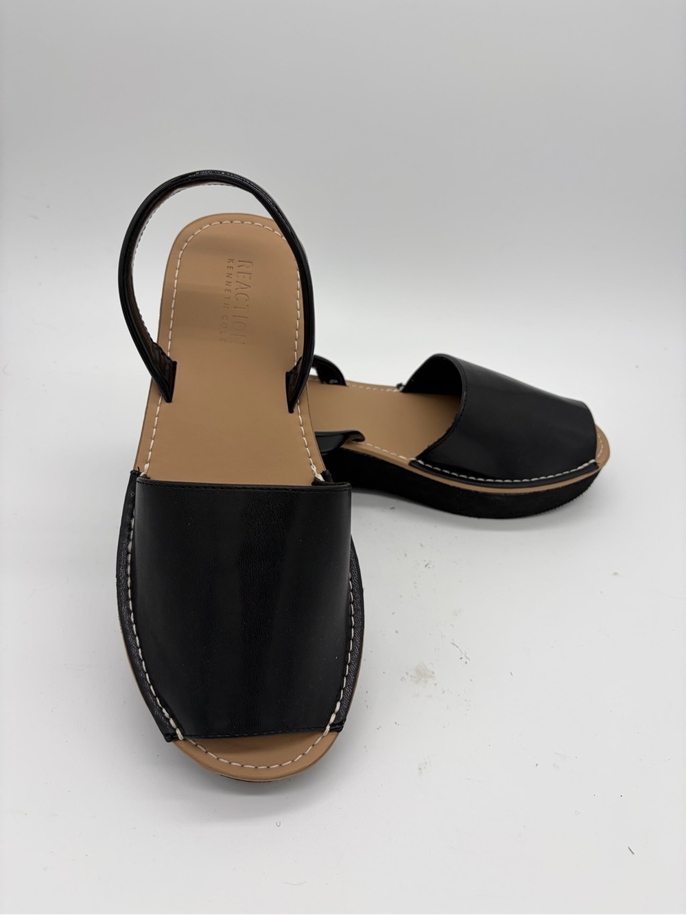 Kenneth Cole Reaction Black and Tan Leather Slingback Sandals